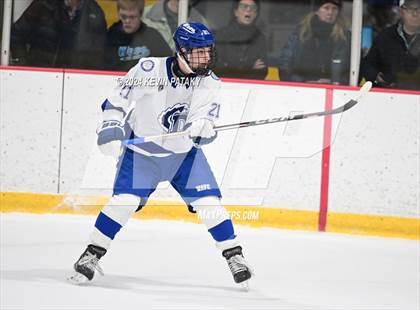 Thumbnail 3 in Ridgefield vs. Darien (CIAC DI Quarterfinal) photogallery.