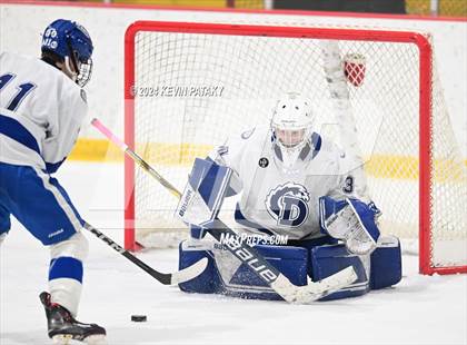 Thumbnail 3 in Ridgefield vs. Darien (CIAC DI Quarterfinal) photogallery.