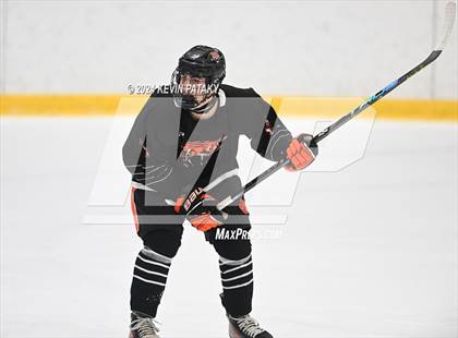 Thumbnail 3 in Ridgefield vs. Darien (CIAC DI Quarterfinal) photogallery.