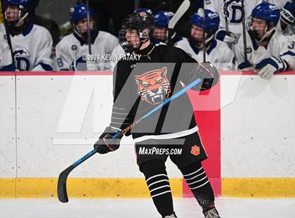 Thumbnail 1 in Ridgefield vs. Darien (CIAC DI Quarterfinal) photogallery.