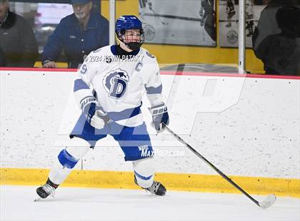 Thumbnail 3 in Ridgefield vs. Darien (CIAC DI Quarterfinal) photogallery.
