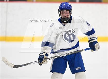 Thumbnail 2 in Ridgefield vs. Darien (CIAC DI Quarterfinal) photogallery.