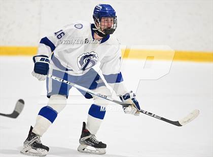 Thumbnail 3 in Ridgefield vs. Darien (CIAC DI Quarterfinal) photogallery.