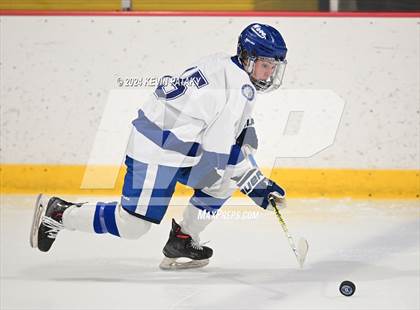 Thumbnail 1 in Ridgefield vs. Darien (CIAC DI Quarterfinal) photogallery.