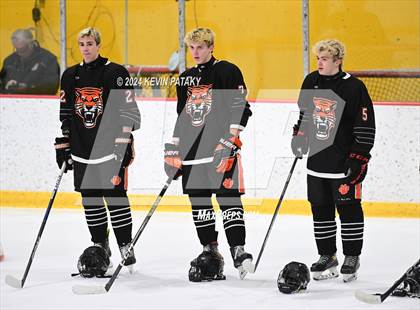 Thumbnail 2 in Ridgefield vs. Darien (CIAC DI Quarterfinal) photogallery.
