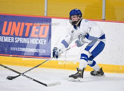 Thumbnail 3 in Ridgefield vs. Darien (CIAC DI Quarterfinal) photogallery.
