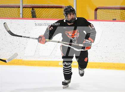 Thumbnail 3 in Ridgefield vs. Darien (CIAC DI Quarterfinal) photogallery.