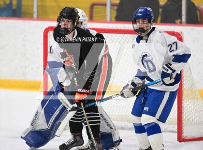 Thumbnail 1 in Ridgefield vs. Darien (CIAC DI Quarterfinal) photogallery.
