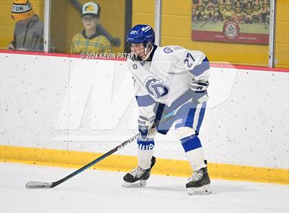 Thumbnail 1 in Ridgefield vs. Darien (CIAC DI Quarterfinal) photogallery.