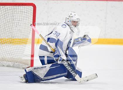 Thumbnail 2 in Ridgefield vs. Darien (CIAC DI Quarterfinal) photogallery.