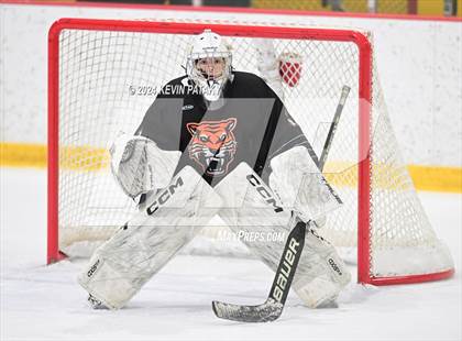Thumbnail 3 in Ridgefield vs. Darien (CIAC DI Quarterfinal) photogallery.