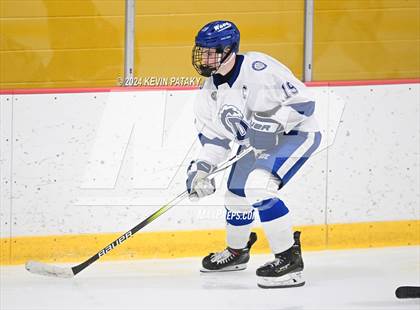 Thumbnail 2 in Ridgefield vs. Darien (CIAC DI Quarterfinal) photogallery.
