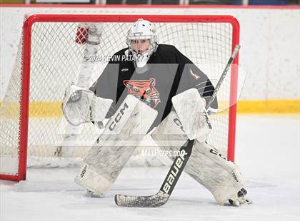 Thumbnail 3 in Ridgefield vs. Darien (CIAC DI Quarterfinal) photogallery.