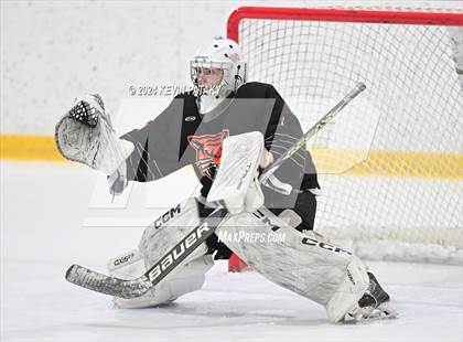 Thumbnail 1 in Ridgefield vs. Darien (CIAC DI Quarterfinal) photogallery.