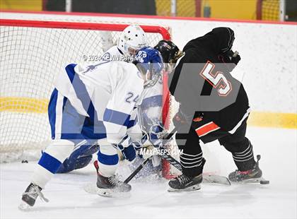 Thumbnail 1 in Ridgefield vs. Darien (CIAC DI Quarterfinal) photogallery.