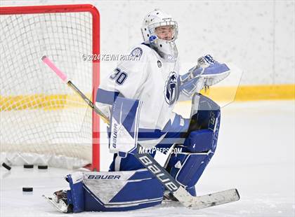 Thumbnail 3 in Ridgefield vs. Darien (CIAC DI Quarterfinal) photogallery.