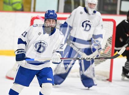 Thumbnail 3 in Ridgefield vs. Darien (CIAC DI Quarterfinal) photogallery.