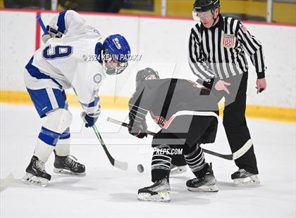 Thumbnail 2 in Ridgefield vs. Darien (CIAC DI Quarterfinal) photogallery.