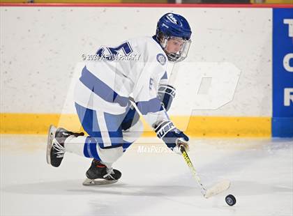 Thumbnail 2 in Ridgefield vs. Darien (CIAC DI Quarterfinal) photogallery.