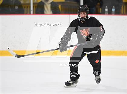 Thumbnail 3 in Ridgefield vs. Darien (CIAC DI Quarterfinal) photogallery.