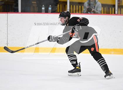Thumbnail 1 in Ridgefield vs. Darien (CIAC DI Quarterfinal) photogallery.