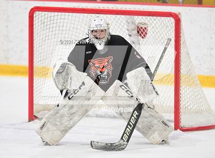 Thumbnail 3 in Ridgefield vs. Darien (CIAC DI Quarterfinal) photogallery.