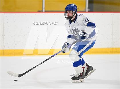 Thumbnail 3 in Ridgefield vs. Darien (CIAC DI Quarterfinal) photogallery.