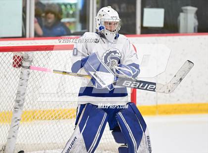 Thumbnail 2 in Ridgefield vs. Darien (CIAC DI Quarterfinal) photogallery.