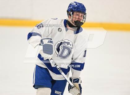 Thumbnail 2 in Ridgefield vs. Darien (CIAC DI Quarterfinal) photogallery.