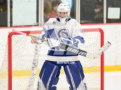 Thumbnail 3 in Ridgefield vs. Darien (CIAC DI Quarterfinal) photogallery.