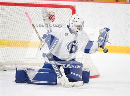 Thumbnail 2 in Ridgefield vs. Darien (CIAC DI Quarterfinal) photogallery.