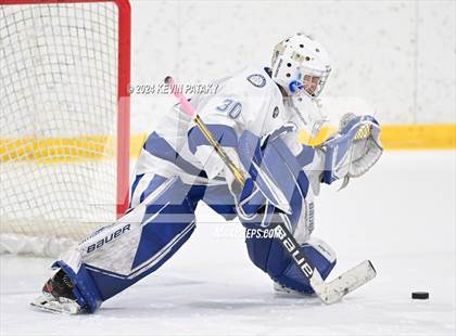 Thumbnail 3 in Ridgefield vs. Darien (CIAC DI Quarterfinal) photogallery.