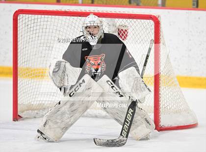 Thumbnail 1 in Ridgefield vs. Darien (CIAC DI Quarterfinal) photogallery.