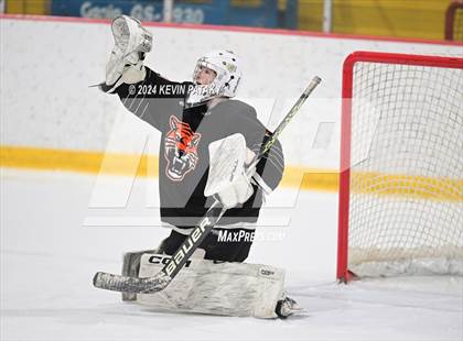 Thumbnail 3 in Ridgefield vs. Darien (CIAC DI Quarterfinal) photogallery.