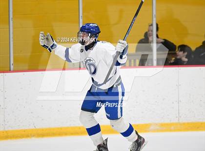 Thumbnail 2 in Ridgefield vs. Darien (CIAC DI Quarterfinal) photogallery.