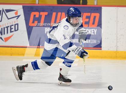 Thumbnail 2 in Ridgefield vs. Darien (CIAC DI Quarterfinal) photogallery.