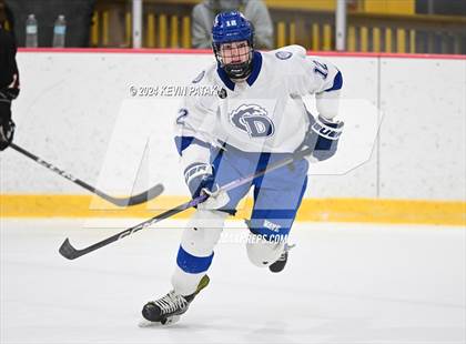 Thumbnail 2 in Ridgefield vs. Darien (CIAC DI Quarterfinal) photogallery.