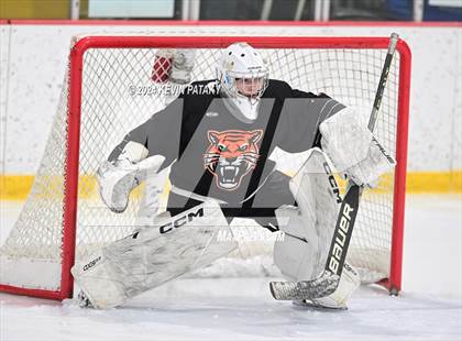 Thumbnail 3 in Ridgefield vs. Darien (CIAC DI Quarterfinal) photogallery.