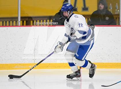 Thumbnail 1 in Ridgefield vs. Darien (CIAC DI Quarterfinal) photogallery.
