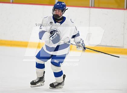 Thumbnail 2 in Ridgefield vs. Darien (CIAC DI Quarterfinal) photogallery.