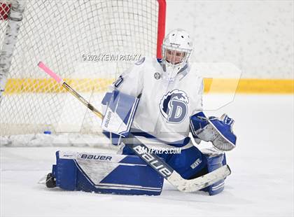 Thumbnail 2 in Ridgefield vs. Darien (CIAC DI Quarterfinal) photogallery.