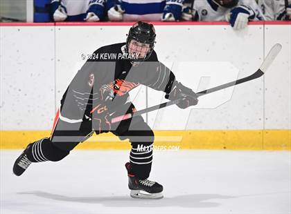 Thumbnail 2 in Ridgefield vs. Darien (CIAC DI Quarterfinal) photogallery.