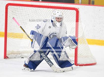 Thumbnail 2 in Ridgefield vs. Darien (CIAC DI Quarterfinal) photogallery.