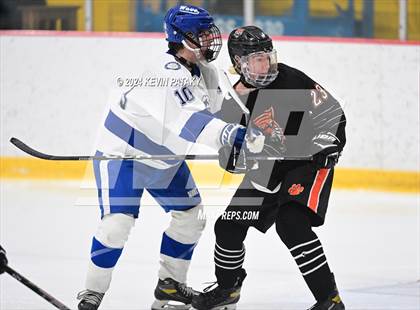 Thumbnail 3 in Ridgefield vs. Darien (CIAC DI Quarterfinal) photogallery.