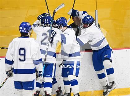Thumbnail 2 in Ridgefield vs. Darien (CIAC DI Quarterfinal) photogallery.