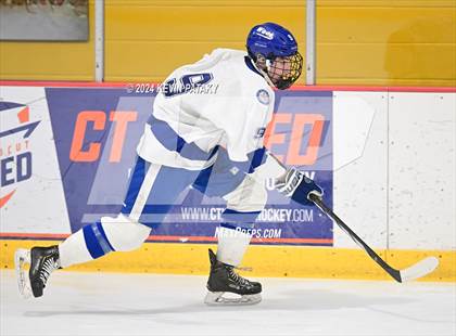 Thumbnail 3 in Ridgefield vs. Darien (CIAC DI Quarterfinal) photogallery.