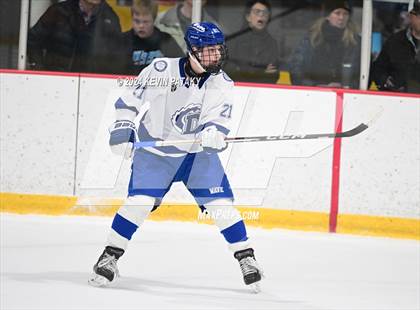 Thumbnail 1 in Ridgefield vs. Darien (CIAC DI Quarterfinal) photogallery.