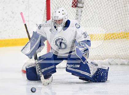 Thumbnail 1 in Ridgefield vs. Darien (CIAC DI Quarterfinal) photogallery.