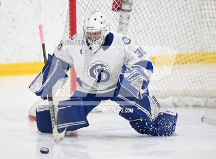 Thumbnail 2 in Ridgefield vs. Darien (CIAC DI Quarterfinal) photogallery.
