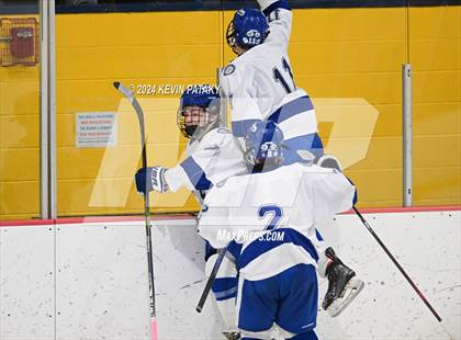 Thumbnail 1 in Ridgefield vs. Darien (CIAC DI Quarterfinal) photogallery.